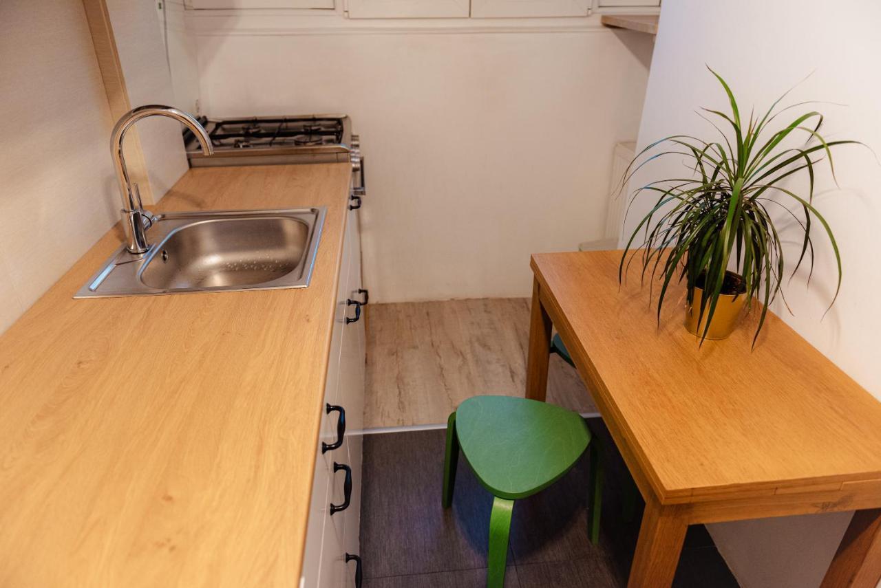 City Center Downtown Apartment บูคาเรสต์ ภายนอก รูปภาพ
